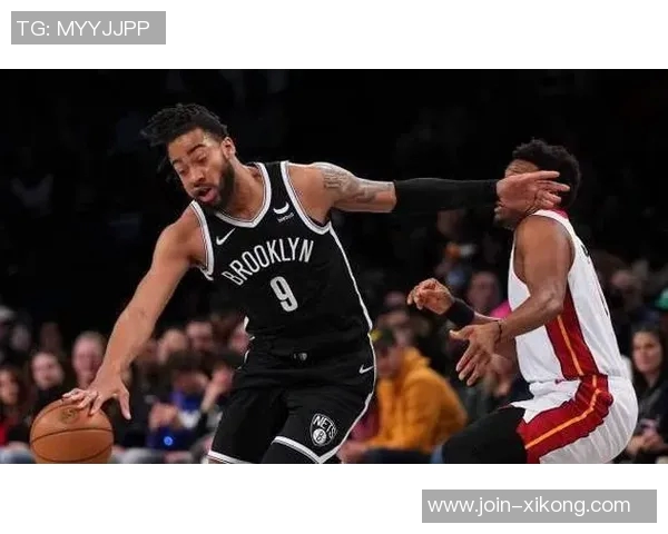 沃特福德替补表现出色12投7中贡献19分9篮板7助攻1抢断1盖帽