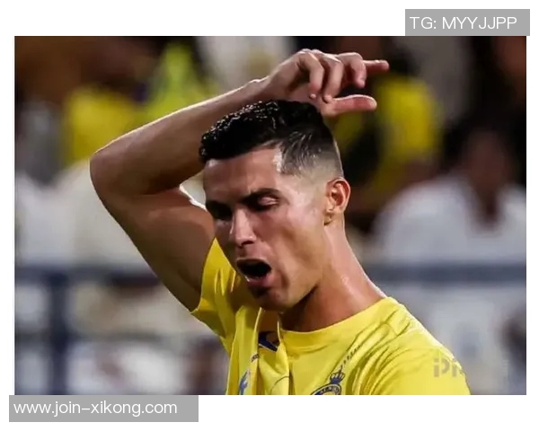 肘击事件引发争议阿奇迪停赛两场并罚款两万里亚尔